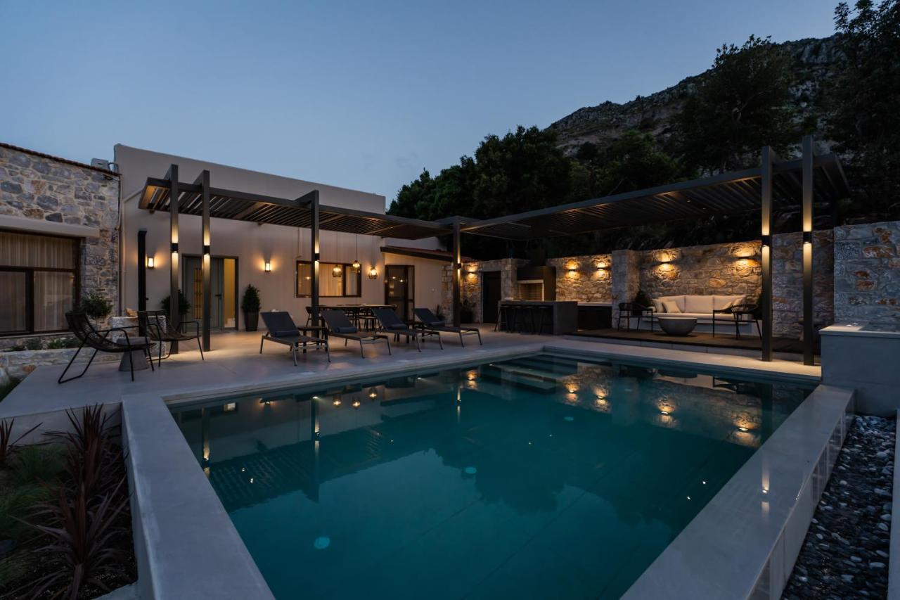 Eumelia Iconic Villa, With Heated Pool & Whirlpool, By Thinkvilla Asi Gonia Extérieur photo